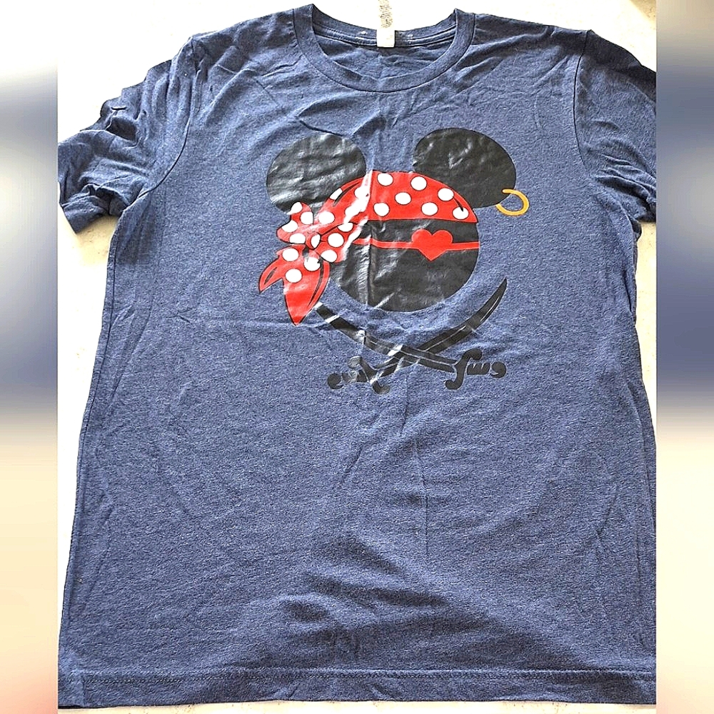Disney Cruise Pirate Night Tee size M